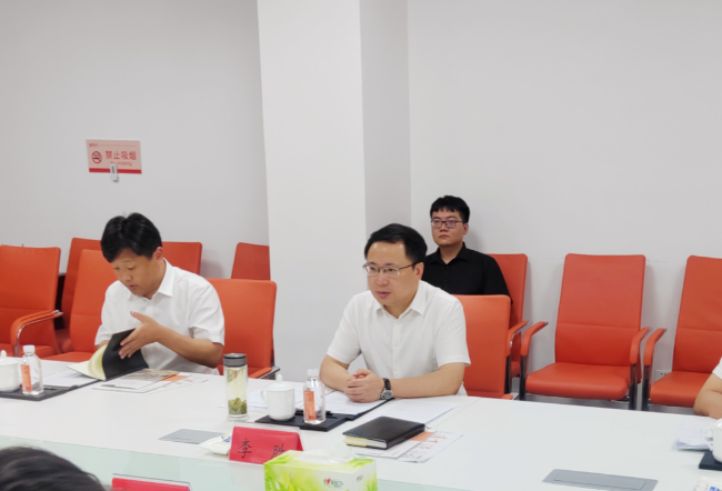 新沂市委书记、市长李胜莅临zoty中欧体育铝材（江苏二厂）调研领导